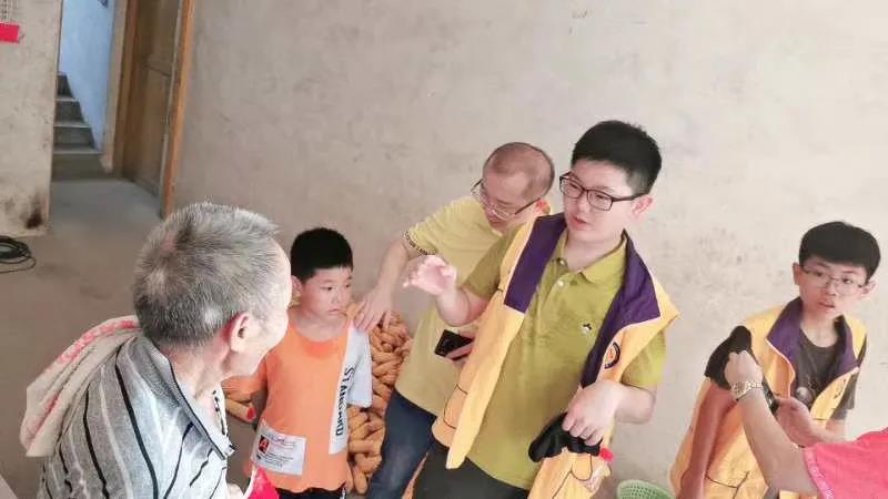 琨能光電助力精準扶貧